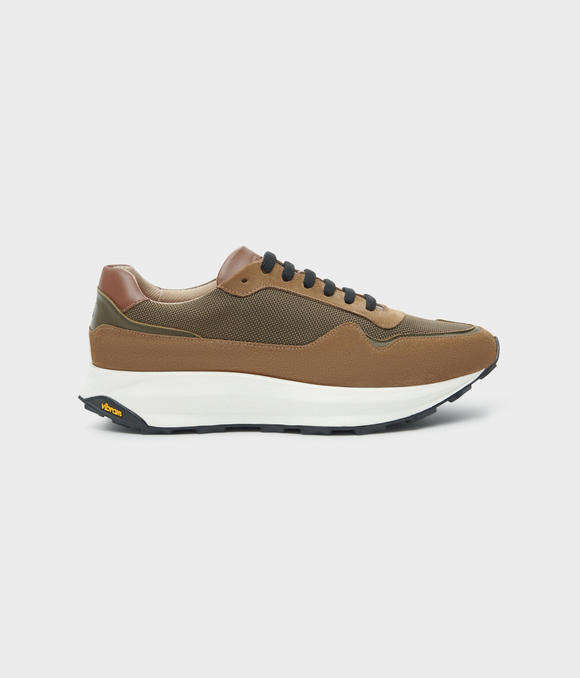 Deportivo cordones suela Vibram