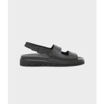 Open toe sandals
