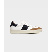 Sneakers in natural leather and suede with Vibram sole.