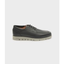 Nautical shoes with laces